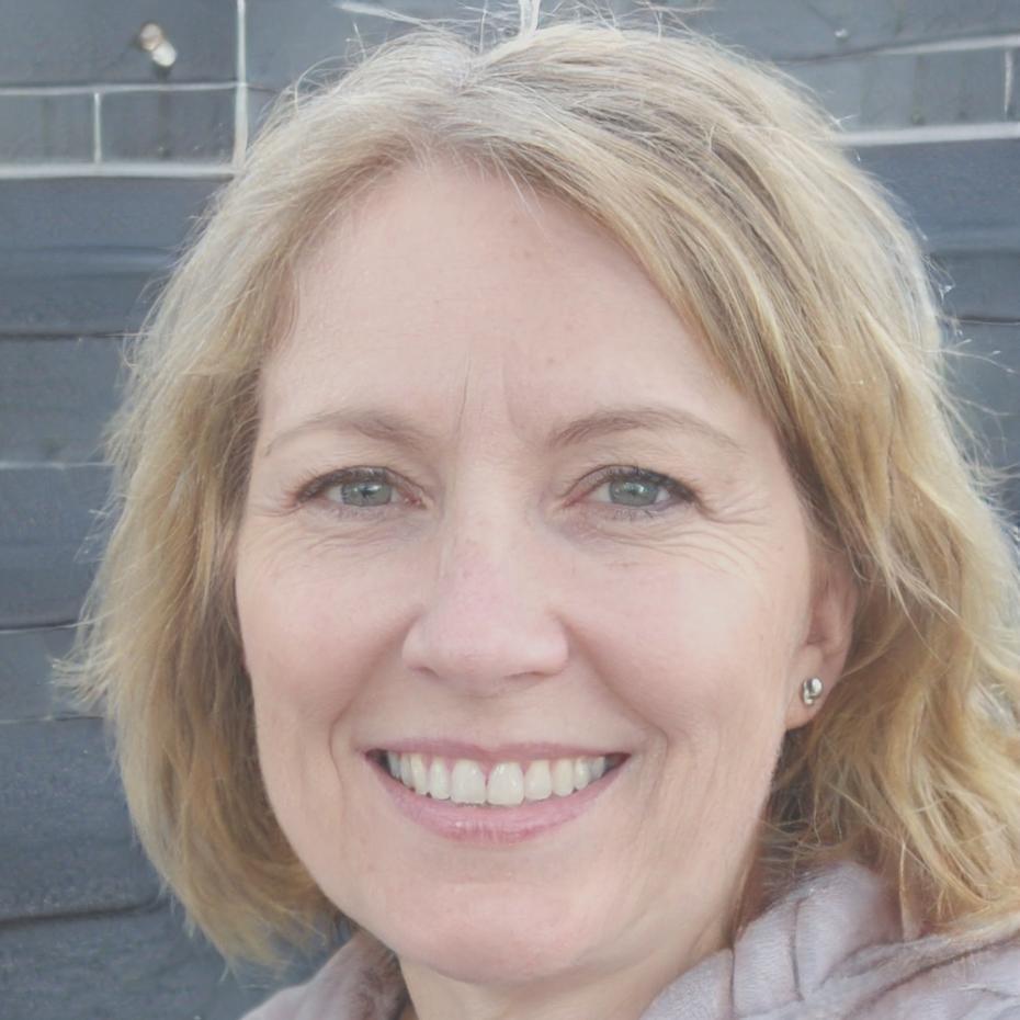 Bernadine Wolff